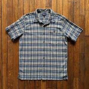 Patagonia A/C Lightweight Button Up Shirt Men Medium Blue White‎ Plaid Check SS